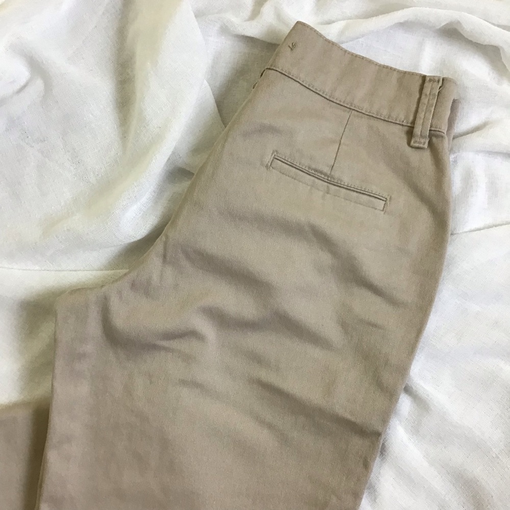 Lee khaki relaxed fit at the waist, SZ 6 Medium
